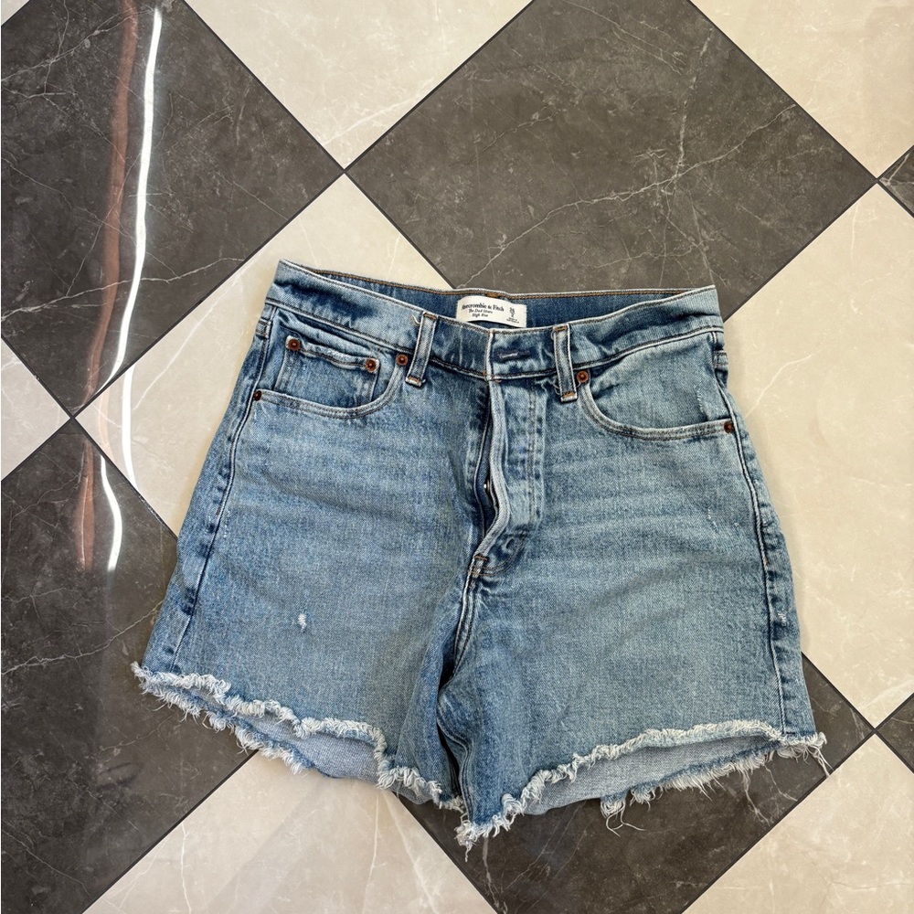 Abercrombie & Fitch Dad Short High Rise Jean Shorts